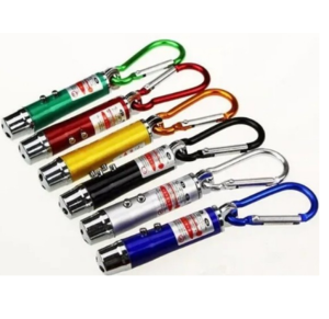 LANTERNA LASER 3 EM 1 C/6 CHAVEIROS METAL
